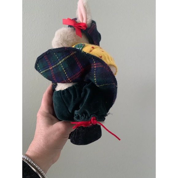Collectible Plush Scottish Bunny // Hoppy Vanderhare Highland Fling Stuffy - Picture 4 of 10